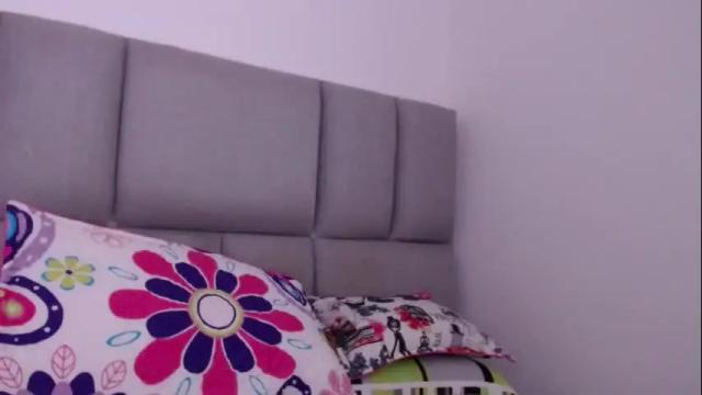 Image 7 of miia_teylorr Stream on Chaturbate on 10 days ago