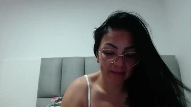 Image 2 of miia_teylorr Stream on Chaturbate on 5 months ago