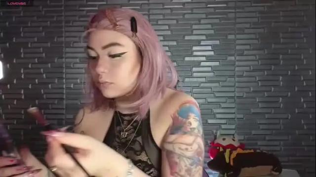 Image 8 of miia_zarate Stream on Chaturbate on 8 days ago