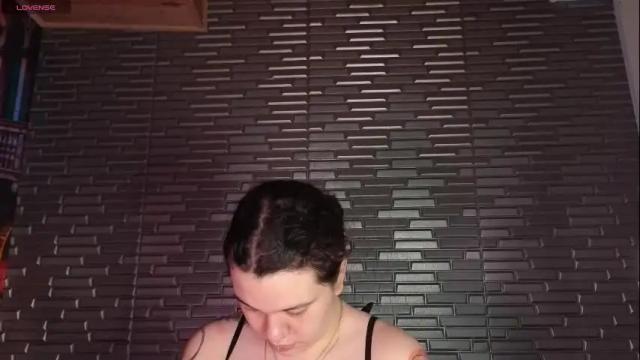 Image 8 of miia_zarate Stream on Chaturbate on 1 month ago