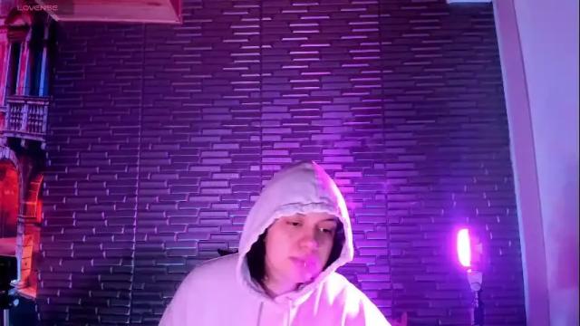 Image 4 of miia_zarate Stream on Chaturbate on 1 month ago
