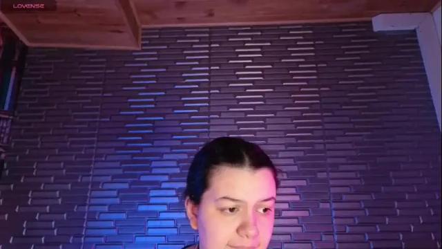 Image 6 of miia_zarate Stream on Chaturbate on 1 month ago