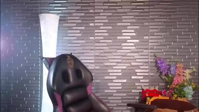 Image 8 of miia_zarate Stream on Chaturbate on 2 months ago