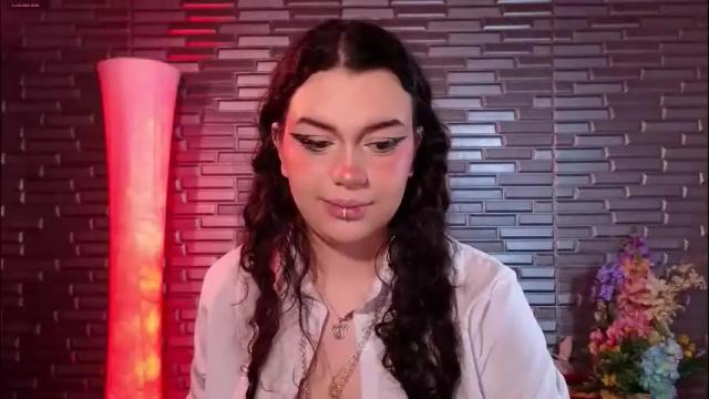 Image 7 of miia_zarate Stream on Chaturbate on 1 month ago