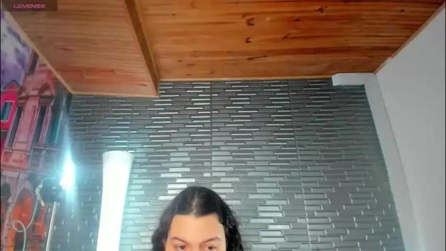 Image 4 of miia_zarate Stream on Chaturbate on 1 month ago