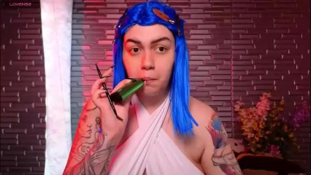 Image 2 of miia_zarate Stream on Chaturbate on 1 month ago