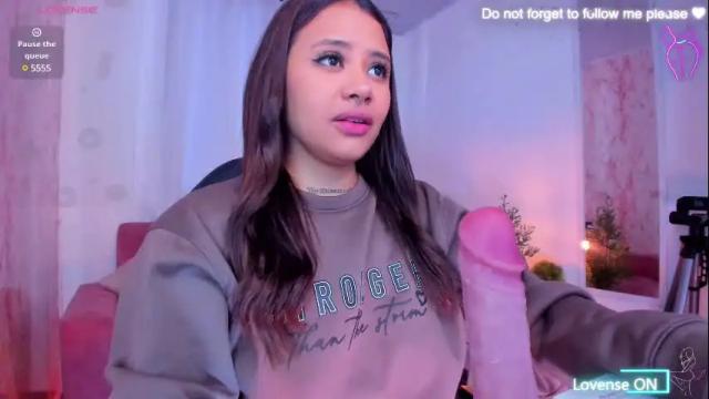 Image 6 of miiaa7_ Stream on Chaturbate on 25 days ago