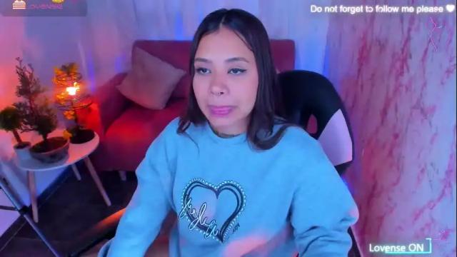 Image 10 of miiaa7_ Stream on Chaturbate on 19 days ago