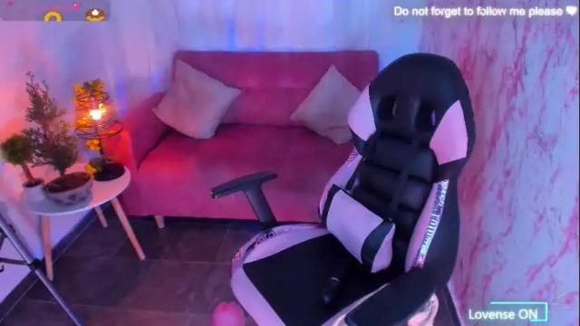 Image 12 of miiaa7_ Stream on Chaturbate on 19 days ago