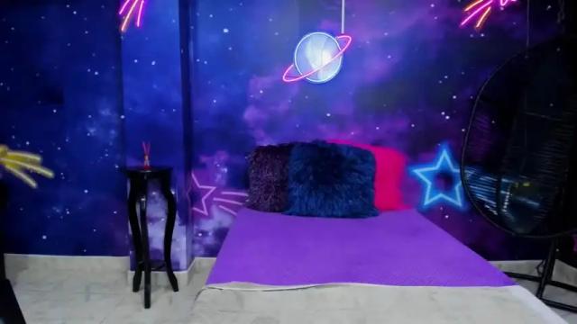 Image 11 of miiablakex Stream on Chaturbate on 18 months ago