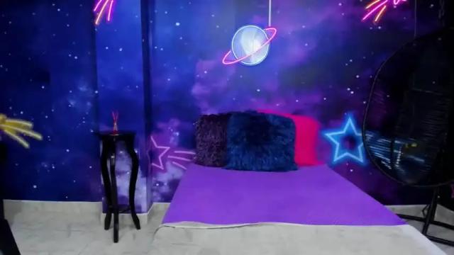 Image 12 of miiablakex Stream on Chaturbate on 18 months ago