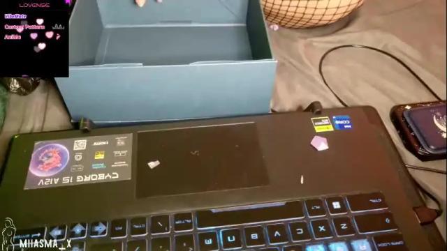 Image 8 of miiasma_xx Stream on Chaturbate on 3 months ago