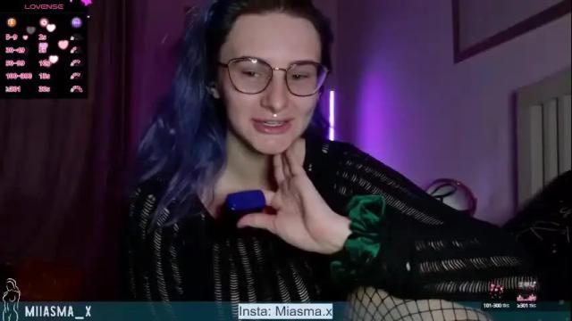 Image 2 of miiasma_xx Stream on Chaturbate on 3 months ago