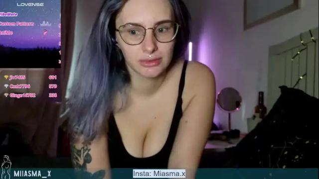 Image 7 of miiasma_xx Stream on Chaturbate on 2 months ago