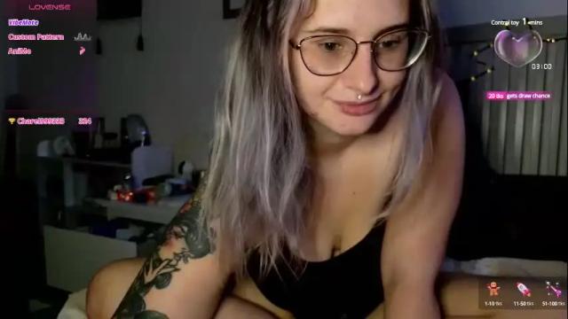 Image 11 of miiasma_xx Stream on Chaturbate on 28 days ago