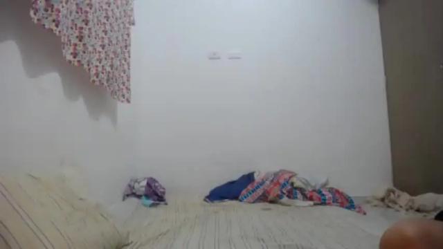 Image 2 of miiawhithee Stream on Chaturbate on 13 months ago