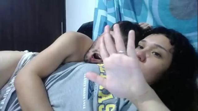 Image 7 of miiawhithee Stream on Chaturbate on 23 days ago