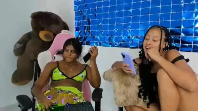 Image 8 of miichelle_evanss Stream on Chaturbate on 17 months ago
