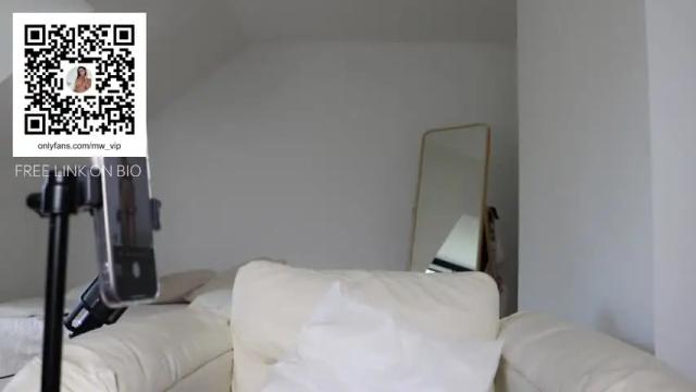 Image 2 of miiiawallace Stream on Chaturbate on 1 month ago