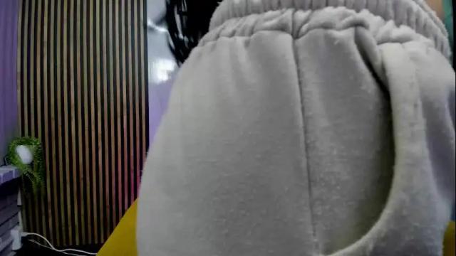 Image 2 of miilu__1 Stream on Chaturbate on 3 days ago