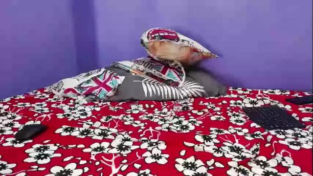 Image 4 of miiranda_cohen Stream on Chaturbate on 29 days ago