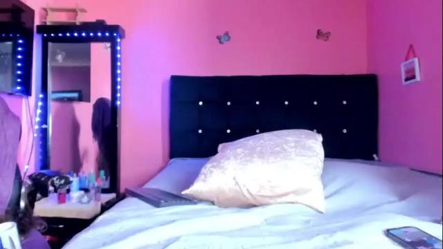 Image 4 of miis_sarah Stream on Chaturbate on 2 days ago