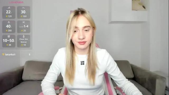 Image 7 of miissdreamliissa Stream on Chaturbate on 1 month ago