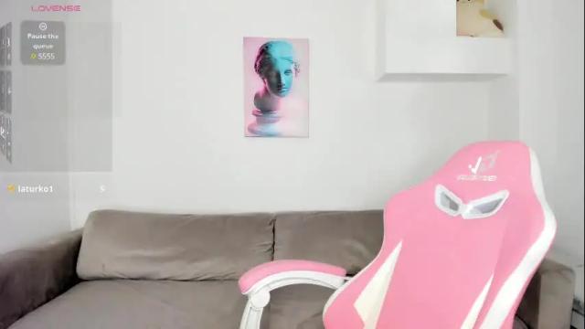 Image 8 of miissdreamliissa Stream on Chaturbate on 1 month ago