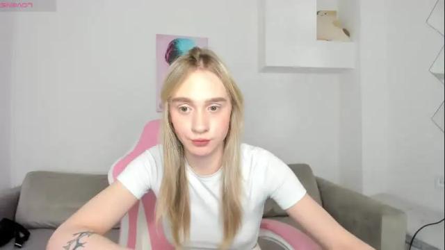 Image 11 of miissdreamliissa Stream on Chaturbate on 21 days ago