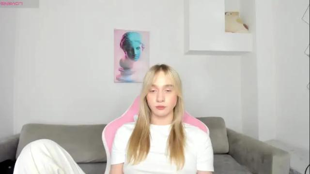 Image 12 of miissdreamliissa Stream on Chaturbate on 7 days ago