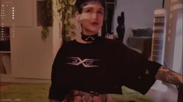 Image 2 of mika_moon_ Stream on Chaturbate on 4 months ago