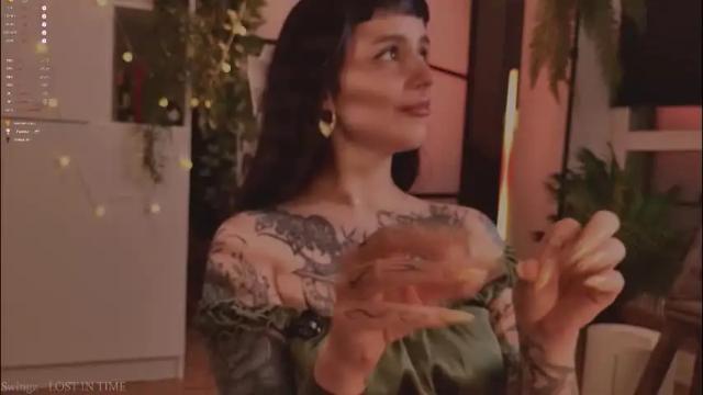 Image 6 of mika_moon_ Stream on Chaturbate on 2 months ago