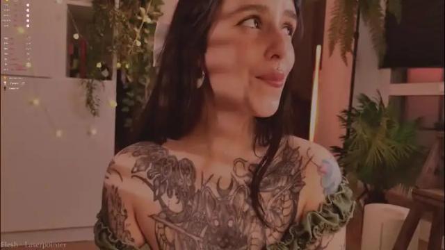 Image 8 of mika_moon_ Stream on Chaturbate on 2 months ago