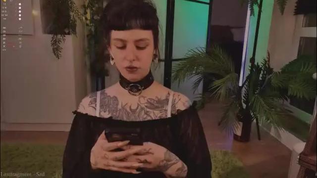 Image 2 of mika_moon_ Stream on Chaturbate on 2 months ago