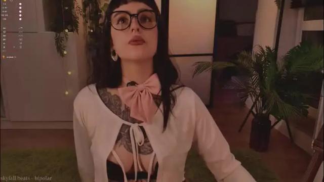 Image 7 of mika_moon_ Stream on Chaturbate on 1 month ago