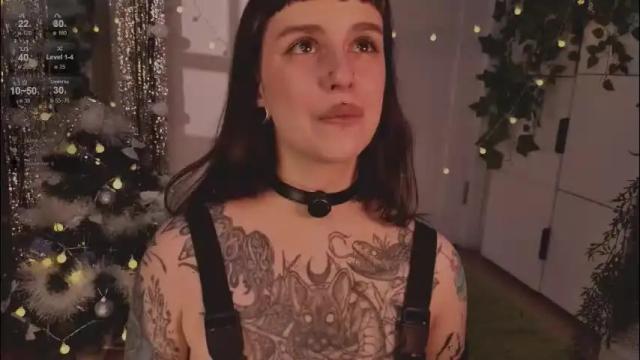 Image 11 of mika_moon_ Stream on Chaturbate on 29 days ago