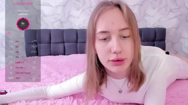 Image 8 of mika_ray Stream on Chaturbate on 14 months ago