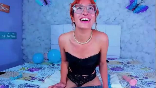 Image 8 of mikaela_fisher Stream on Chaturbate on 21 months ago