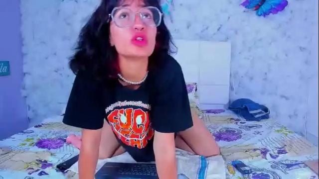 Thumbnail 2, mikaela_fisher's Stream at Chaturbate, 21 months ago