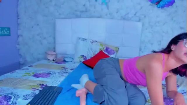 Image 10 of mikaela_fisher Stream on Chaturbate on 21 months ago