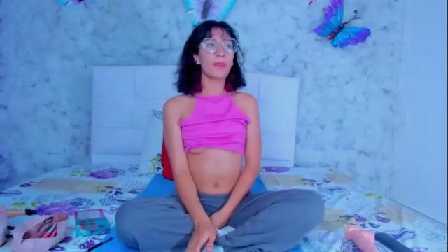 Image 4 of mikaela_fisher Stream on Chaturbate on 21 months ago
