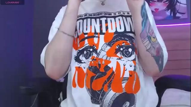 Image 10 of mikaelamason Stream on Chaturbate on 1 month ago