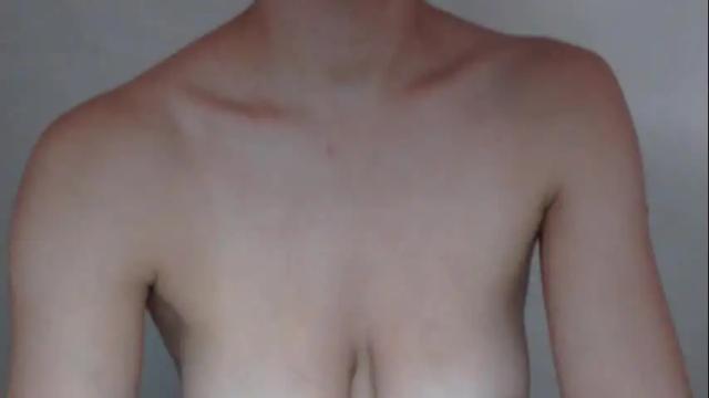 Image 10 of mikahdos Stream on Chaturbate on 16 days ago