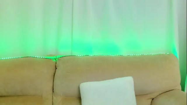 Image 3 of mikavia Stream on Chaturbate on 2 months ago