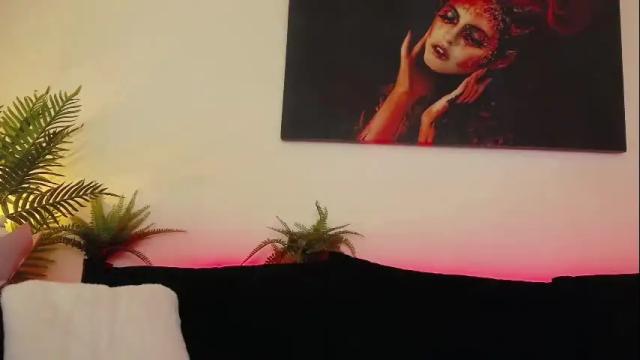Image 3 of mikavia Stream on Chaturbate on 1 month ago