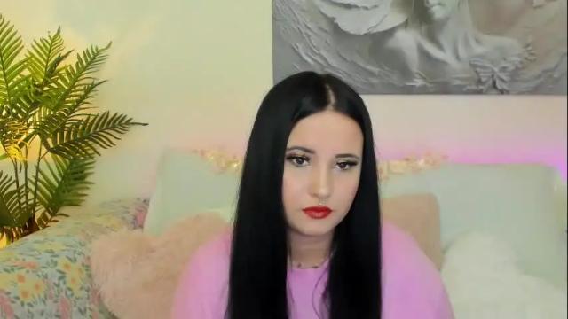 Image 8 of mikavia Stream on Chaturbate on 18 days ago