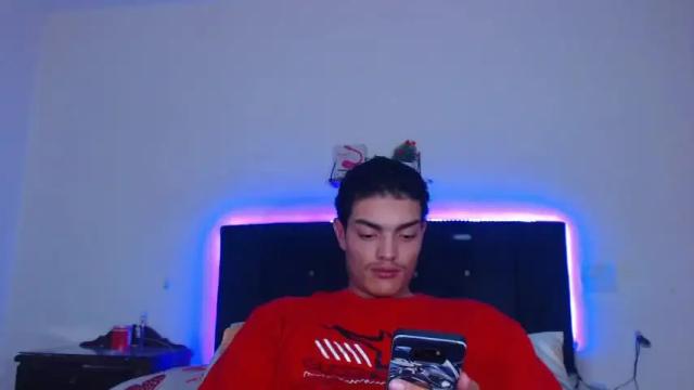 Image 6 of mike_and_bella_ Stream on Chaturbate on 13 months ago