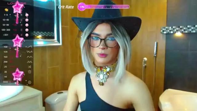 Image 3 of mike_nour Stream on Chaturbate on 14 months ago