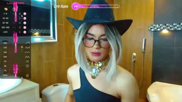 Image 8 of mike_nour Stream on Chaturbate on 14 months ago