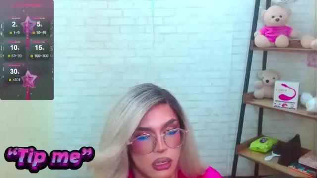 Image 4 of mike_nour Stream on Chaturbate on 1 month ago